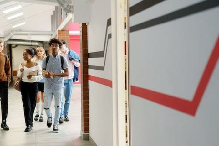 Kunci jawaban bahasa indonesia kelas 10 halaman 9 kurikulum merdeka