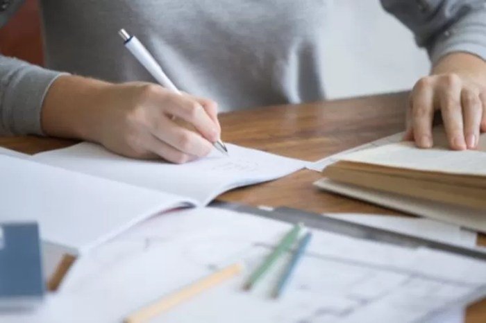 Kunci jawaban bahasa indonesia kelas 10 halaman 165