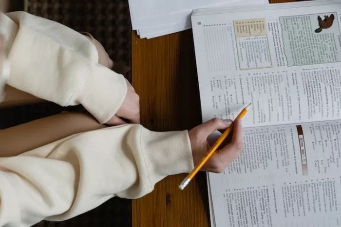 Kunci jawaban bahasa indonesia kelas 8 halaman 8